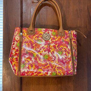 Nine & Company Floral Shoulder Bag.